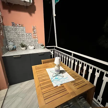 Lägenhet Casa Di Amos Con Parcheggio Privato Rapallo