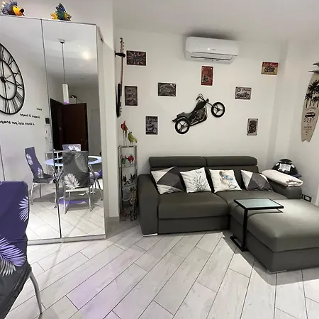 Casa Di Amos Con Parcheggio Privato דירה